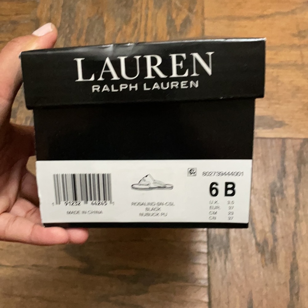 Ralph Lauren flip flops size 6B